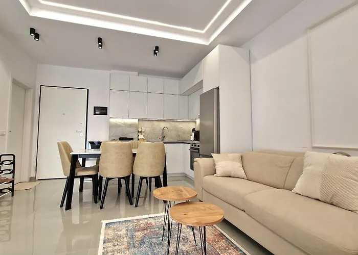 Dea Vlora, Full Sea View Wlora